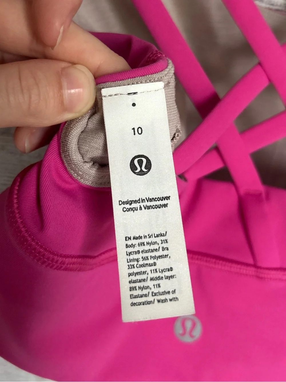 Lululemon Energy Longline Bra Medium Support, B–D Cups in Sonic Pink size 10